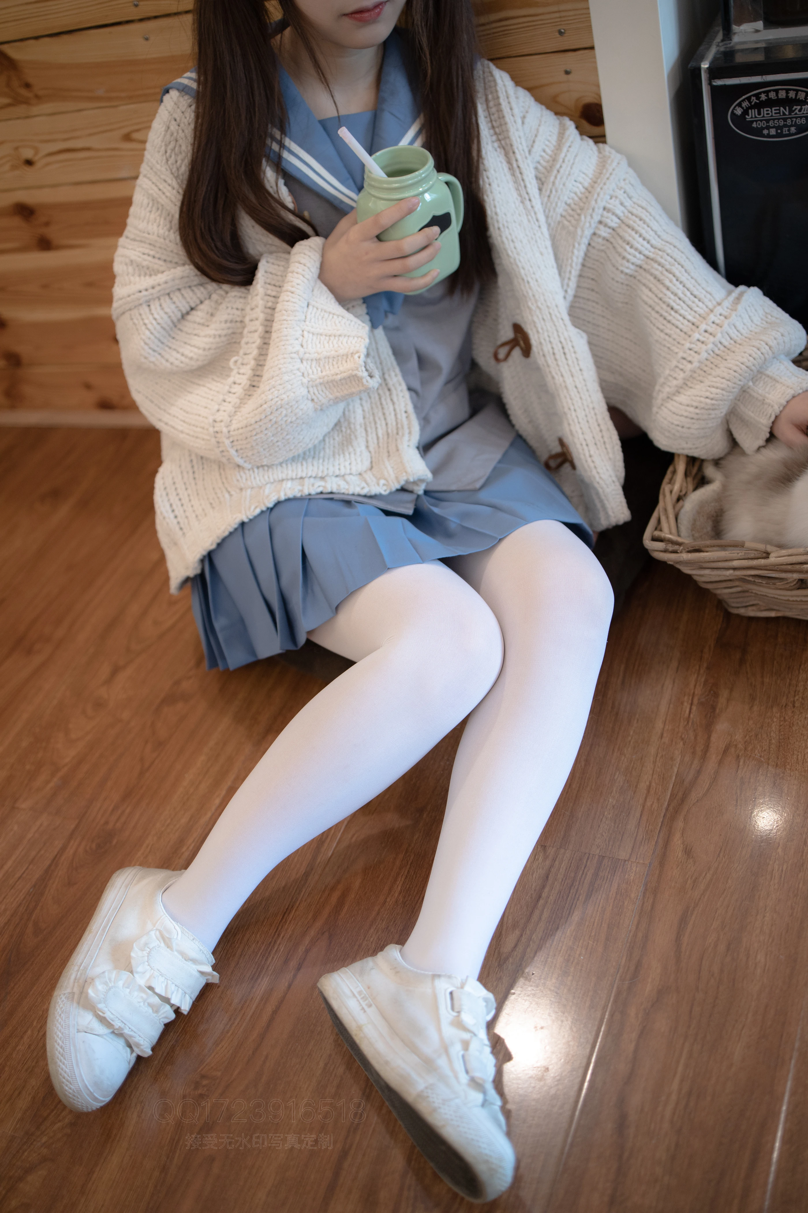 森萝财团 [X-061] 80D薄白丝 [65P 1V]插图2
